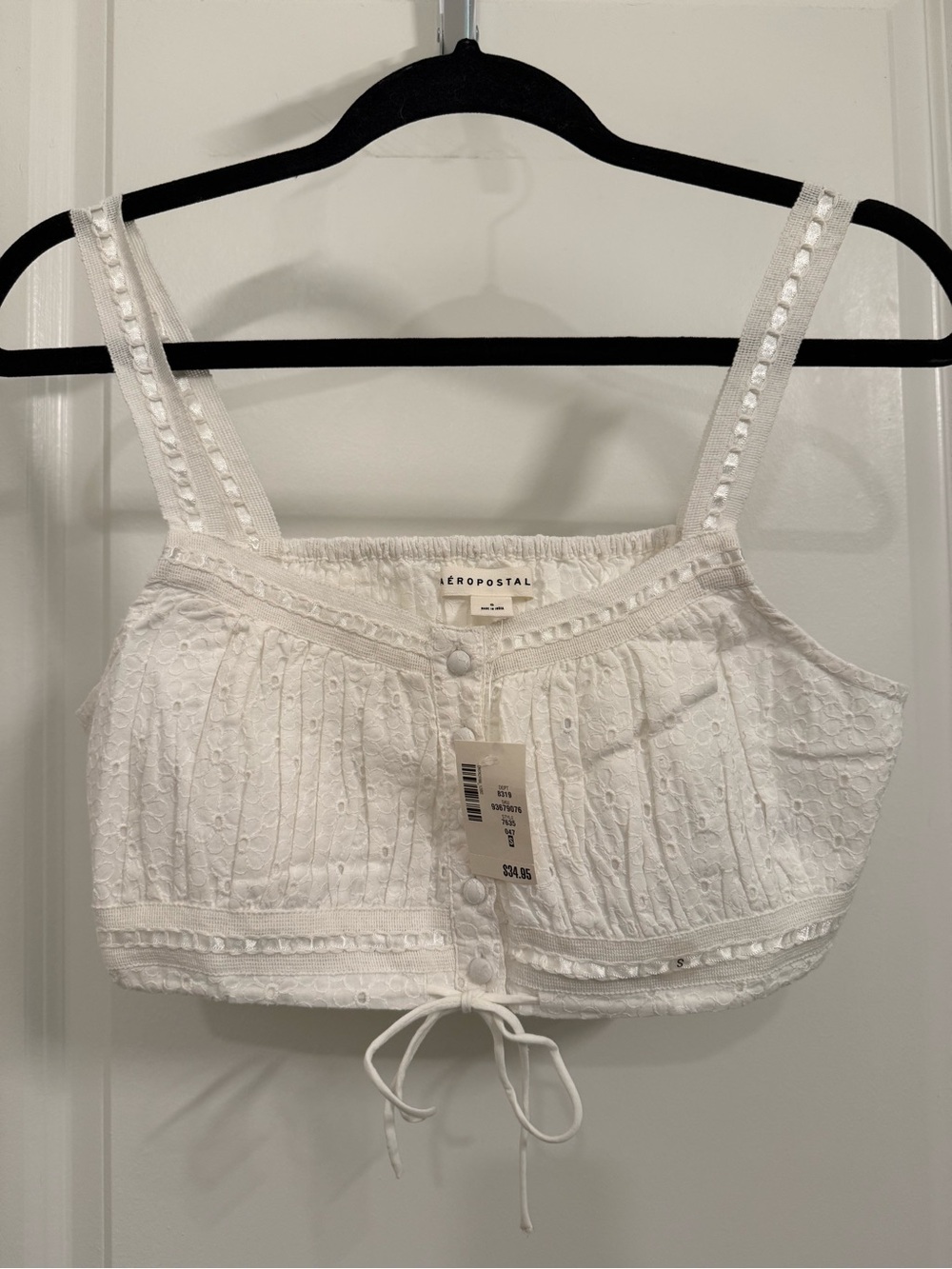 Aeropostale White Eyelet Button-Front Cropped Camisole - Picture 4 of 11